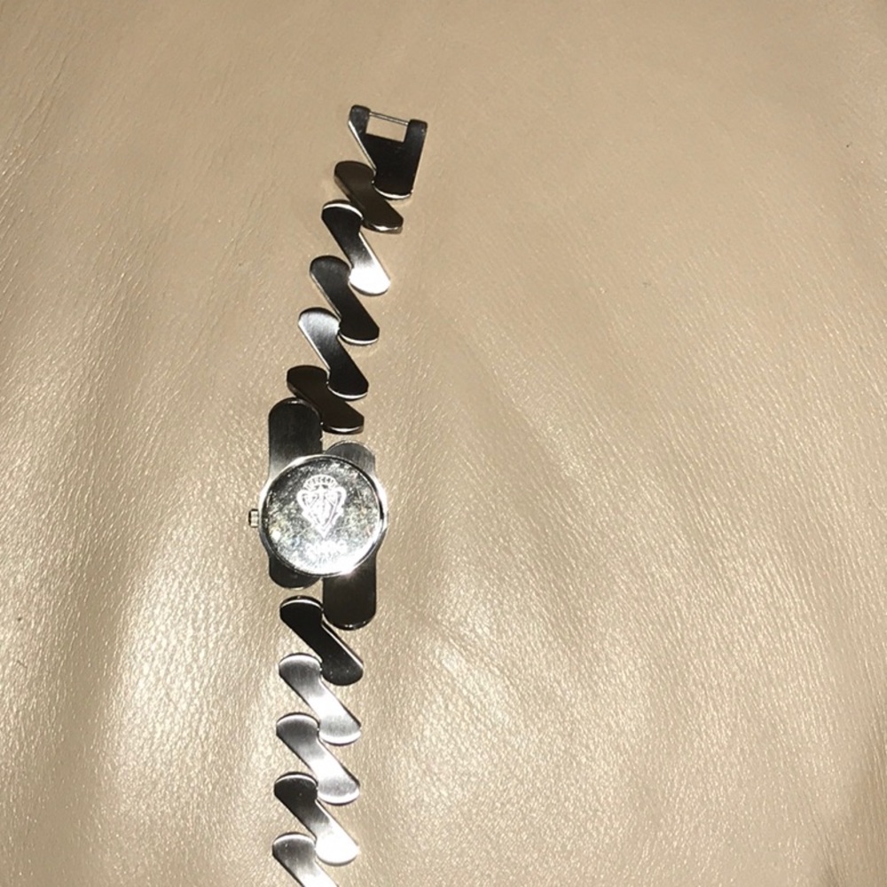 GUCCI Watch - Picture 7 of 8